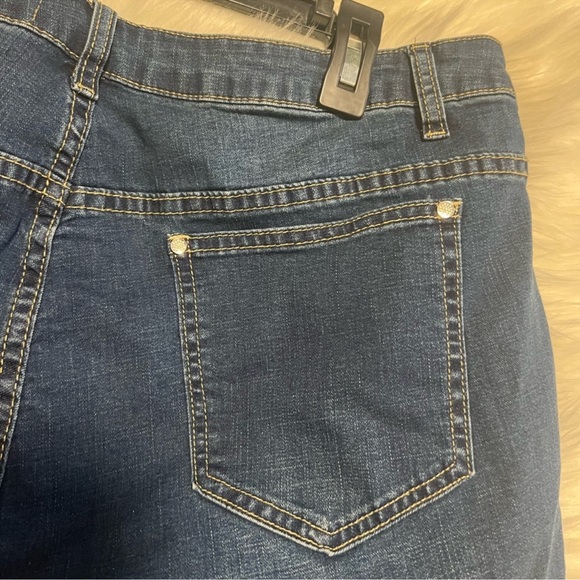 V Cristina crop jeans, size 16 - Picture 4 of 5